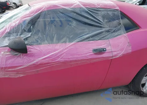 2014 Dodge Challenger Sxt z USA, uszkodzony, nr VIN 2C3CDYAG9EH149445